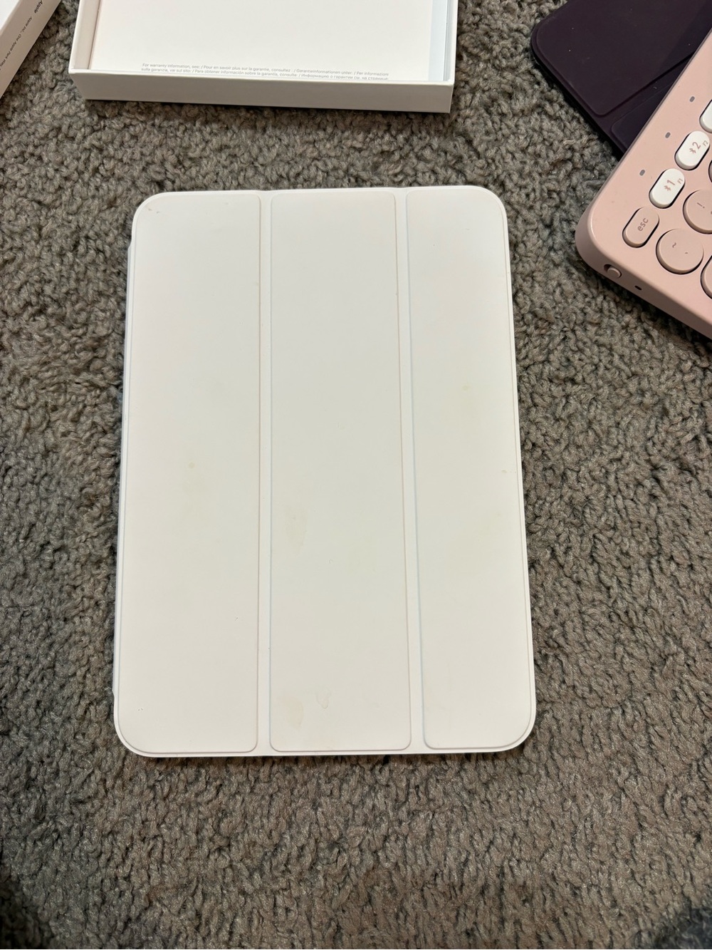 Apple iPad mini Smart Folio - White Cover - Picture 2 of 6